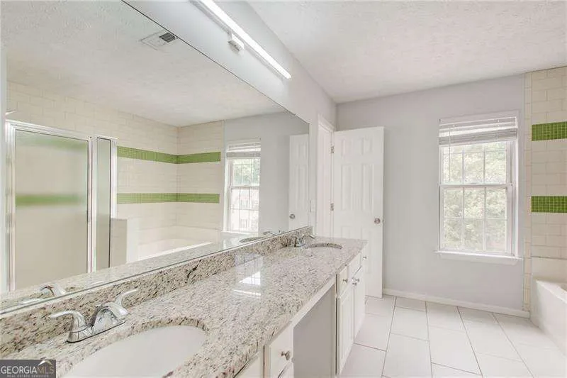 2470 Stonegate DR NW Acworth, GA 30101