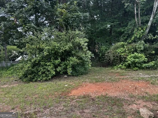 3247 McHenry AVE Scottdale, GA 30079