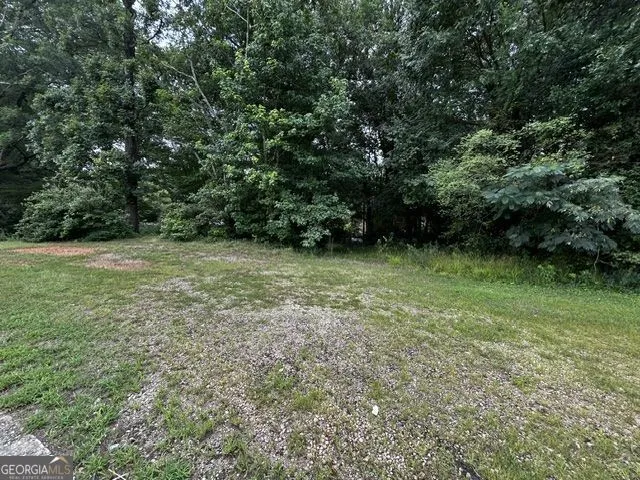 3247 McHenry AVE Scottdale, GA 30079