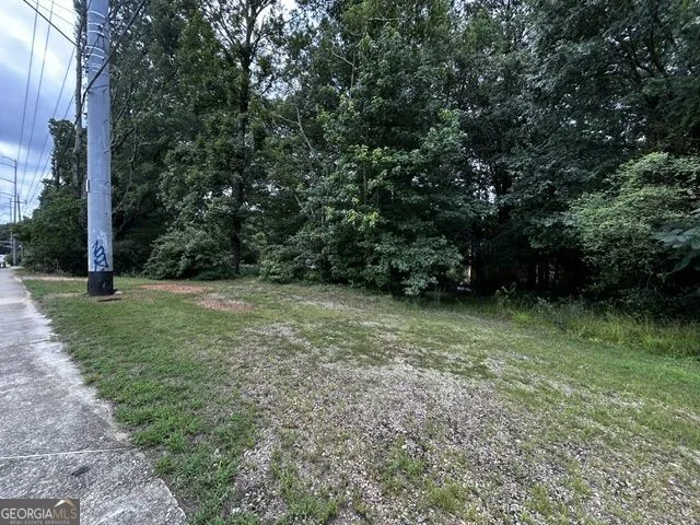 3247 McHenry AVE Scottdale, GA 30079
