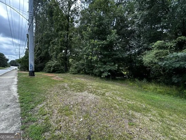 3247 McHenry AVE Scottdale, GA 30079