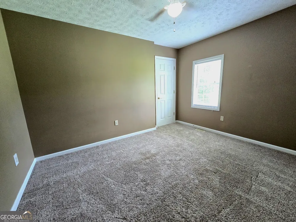 3293 New McEvers RD NW Acworth, GA 30101