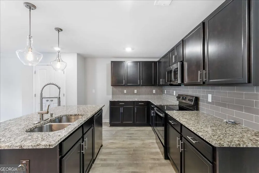 6426 Beaver Creek TRL South Fulton, GA 30349