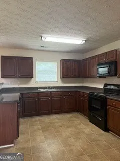 9423 Flowering TRL Jonesboro, GA 30238