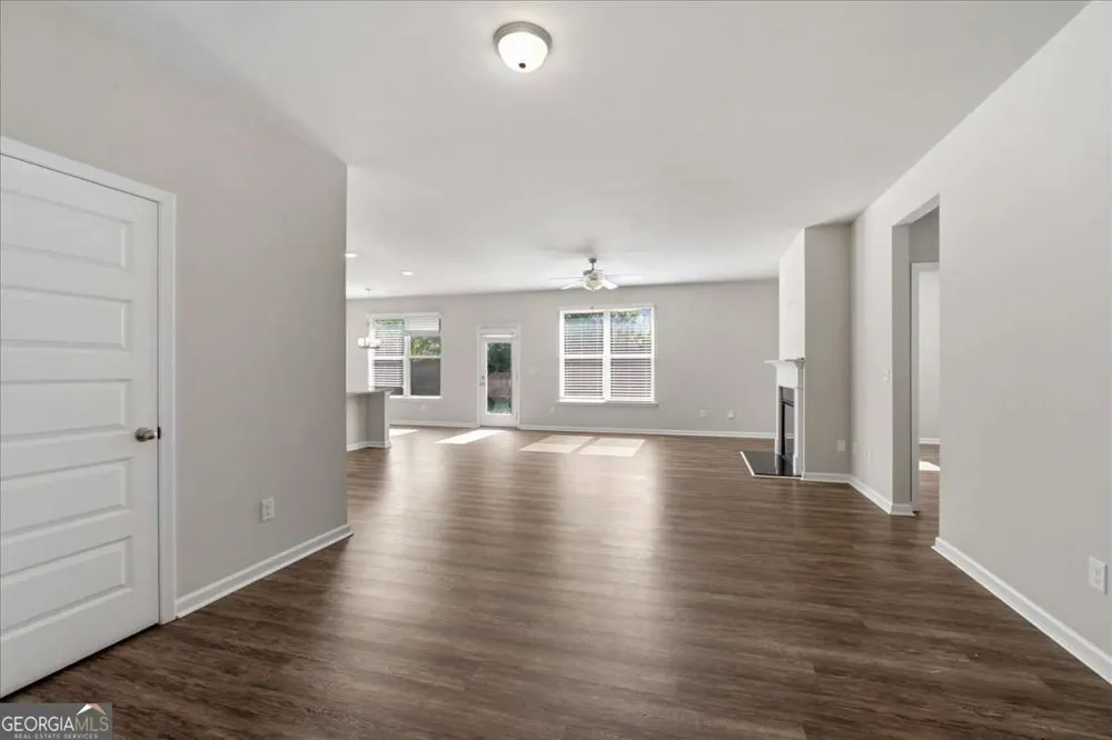 103 McGinnis CIR Calhoun, GA 30701