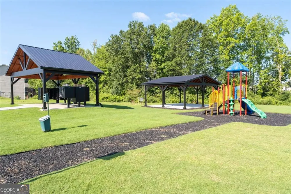 103 McGinnis CIR Calhoun, GA 30701