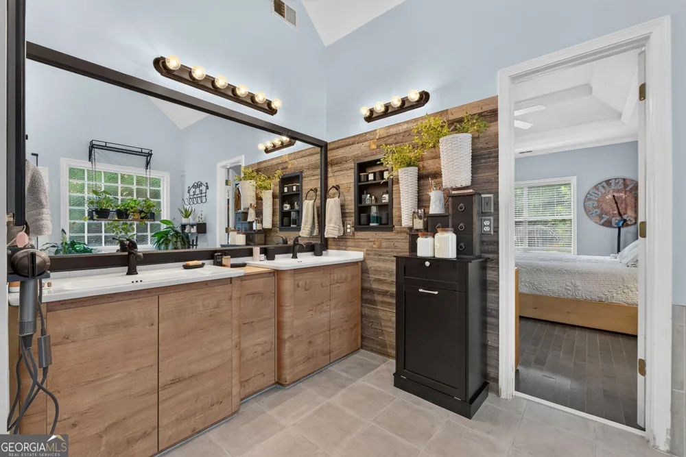 1632 Woodridge BND McDonough, GA 30252