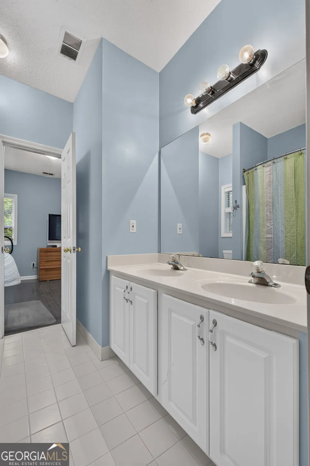 1632 Woodridge BND McDonough, GA 30252