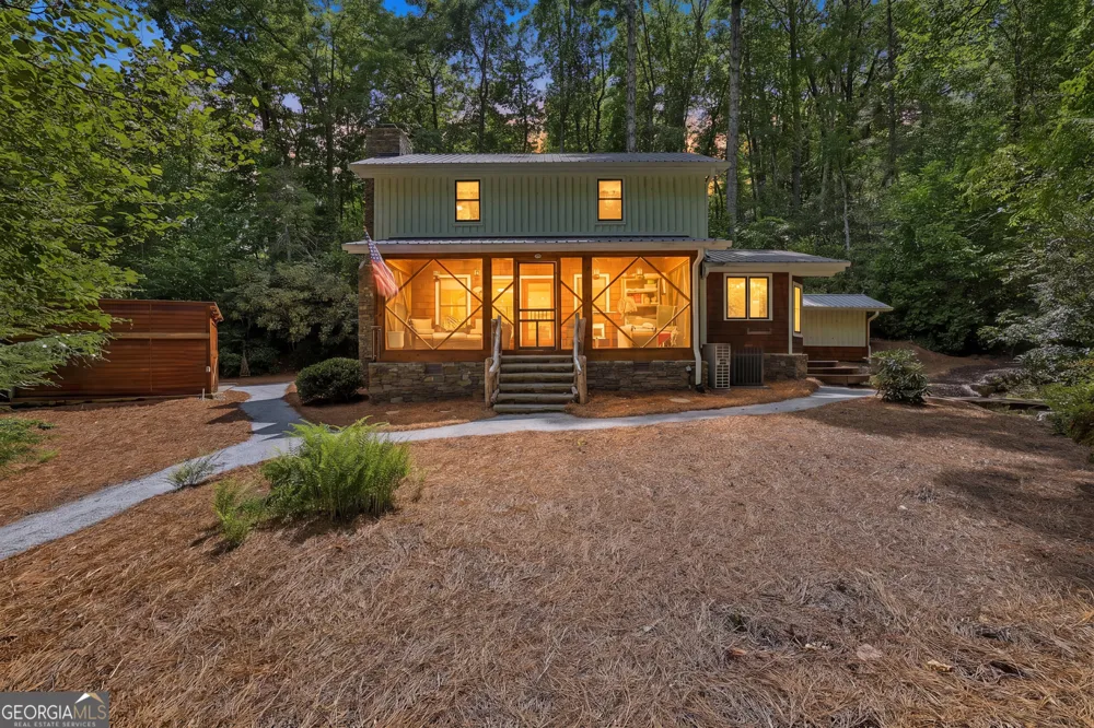 383 Bull Frog LN Clayton, GA 30525