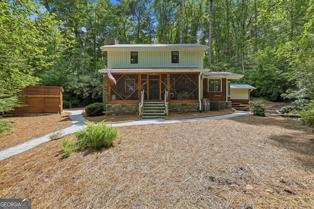 383 Bull Frog LN Clayton, GA 30525