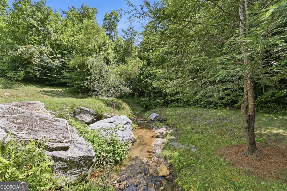 383 Bull Frog LN Clayton, GA 30525