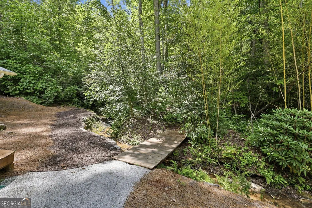 383 Bull Frog LN Clayton, GA 30525