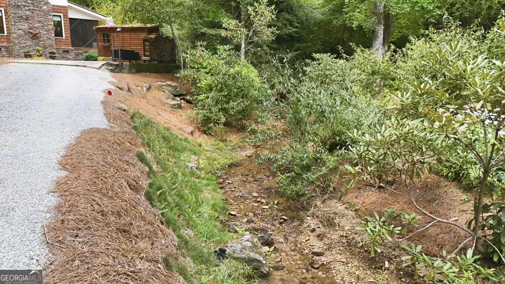 383 Bull Frog LN Clayton, GA 30525