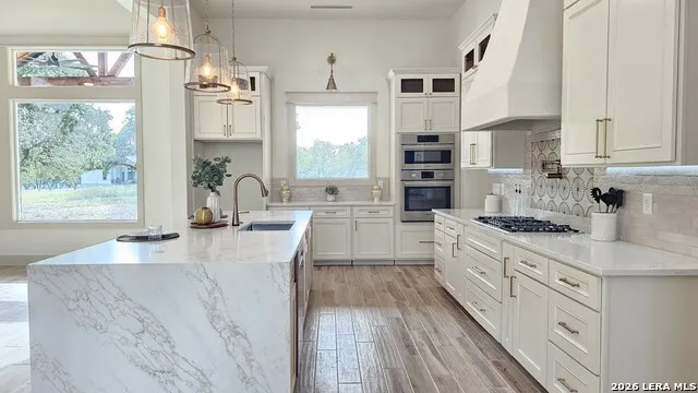 105 PIONEER TRL Adkins, TX 78101