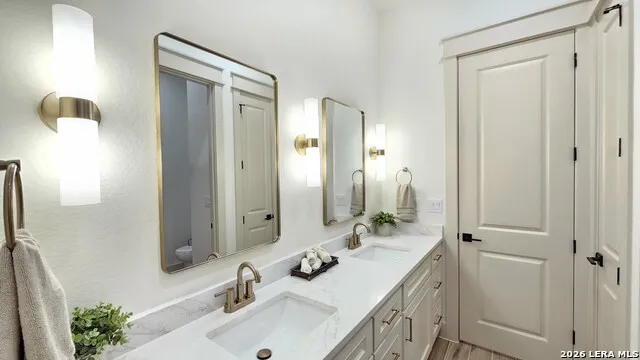 105 PIONEER TRL Adkins, TX 78101