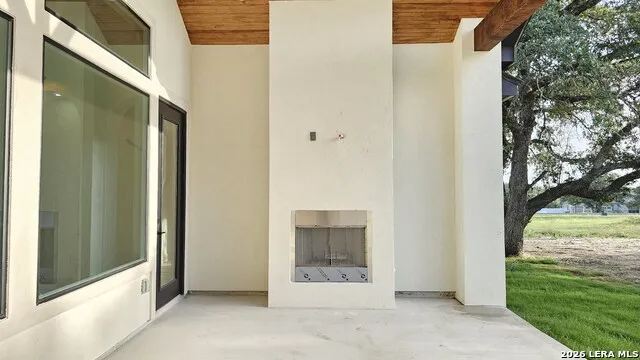 105 PIONEER TRL Adkins, TX 78101