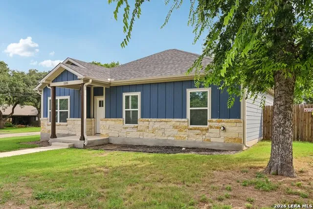 1535 Larkspur San Antonio, TX 78213