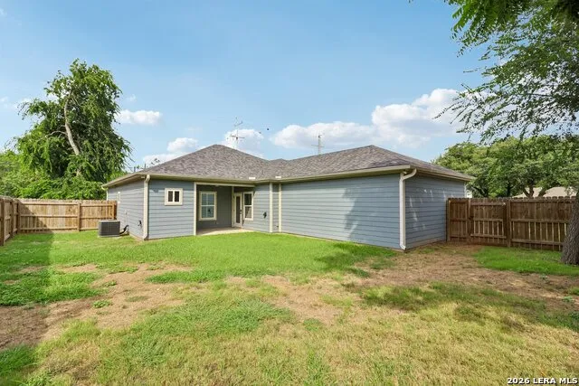 1535 Larkspur San Antonio, TX 78213