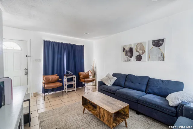 411 SAMUEL DR San Antonio, TX 78227