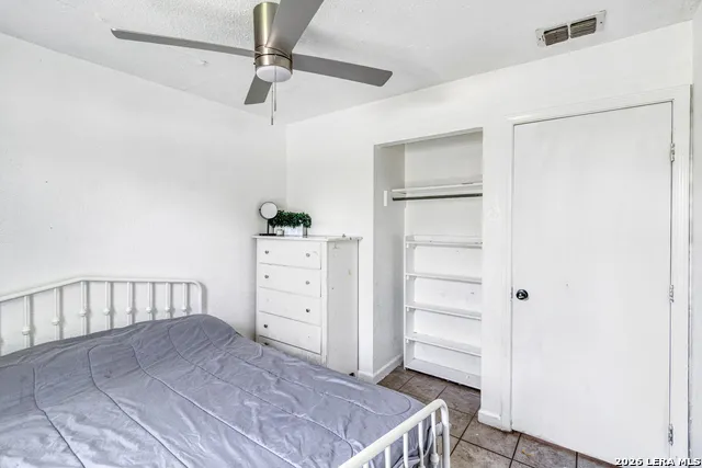 411 SAMUEL DR San Antonio, TX 78227