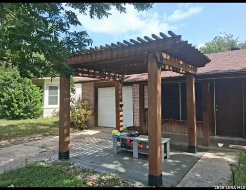 335 RADIANCE AVE