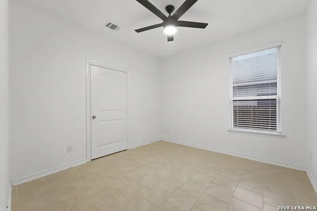 7618 Bit Elmendorf, TX 78112