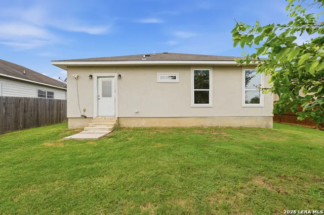 7618 Bit Elmendorf, TX 78112