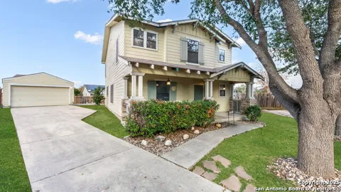 8902 Sungate Bay