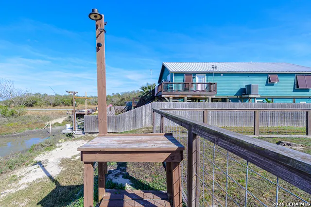 247 Allen M Parks Rockport, TX 78382
