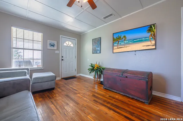 247 Allen M Parks Rockport, TX 78382