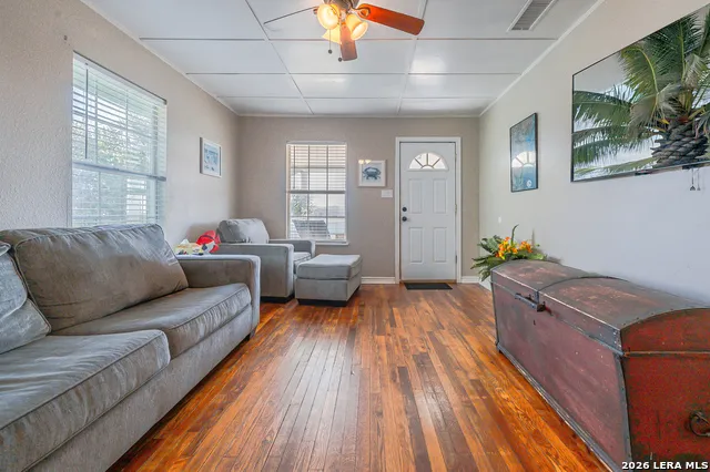247 Allen M Parks Rockport, TX 78382