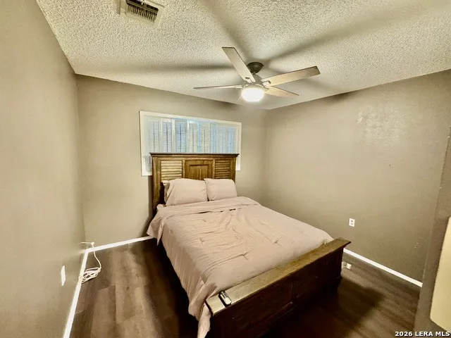 8006 Harper Valley Live Oak, TX 78233