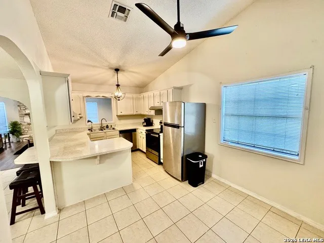 8006 Harper Valley Live Oak, TX 78233