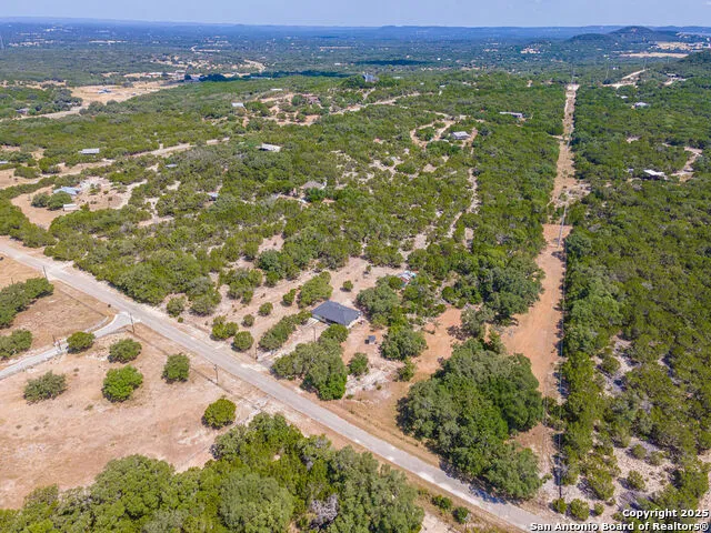 371 Lake Country Lakehills, TX 78063