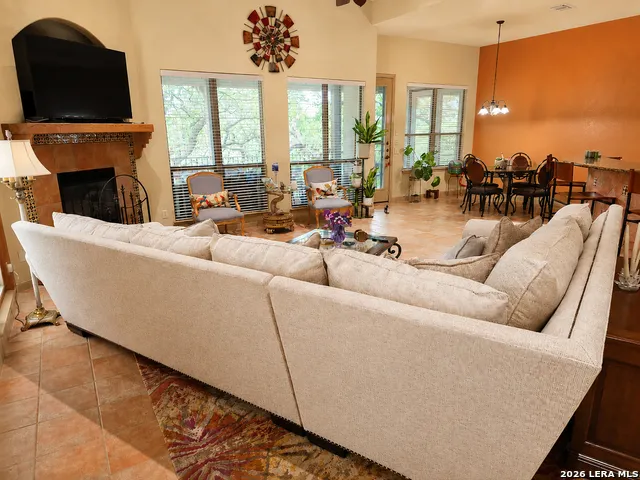 3950 RIVER FLS San Antonio, TX 78259