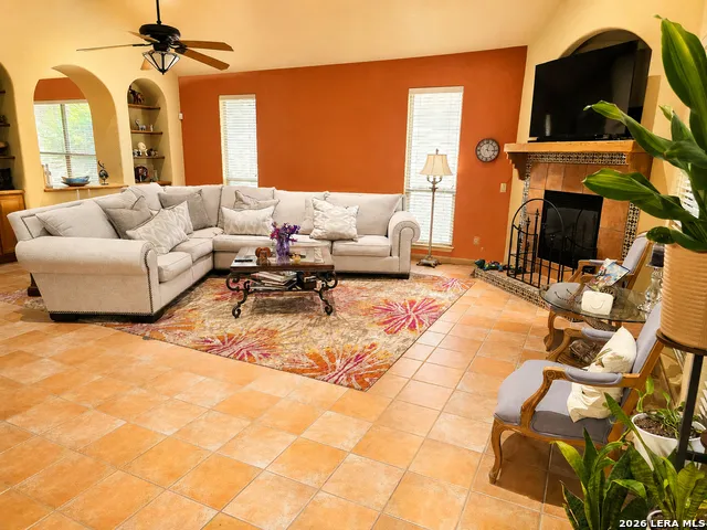 3950 RIVER FLS San Antonio, TX 78259