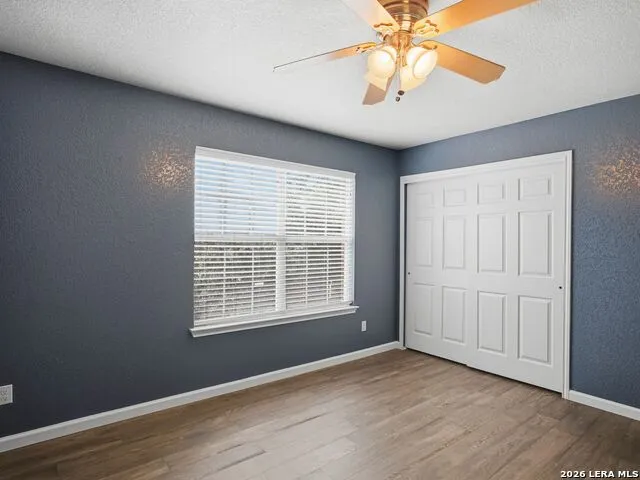 6605 Wood Bench Live Oak, TX 78233
