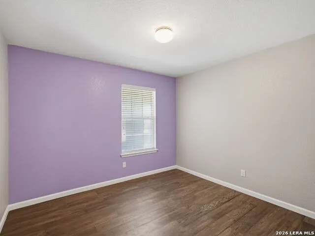 6605 Wood Bench Live Oak, TX 78233