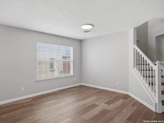 6605 Wood Bench Live Oak, TX 78233