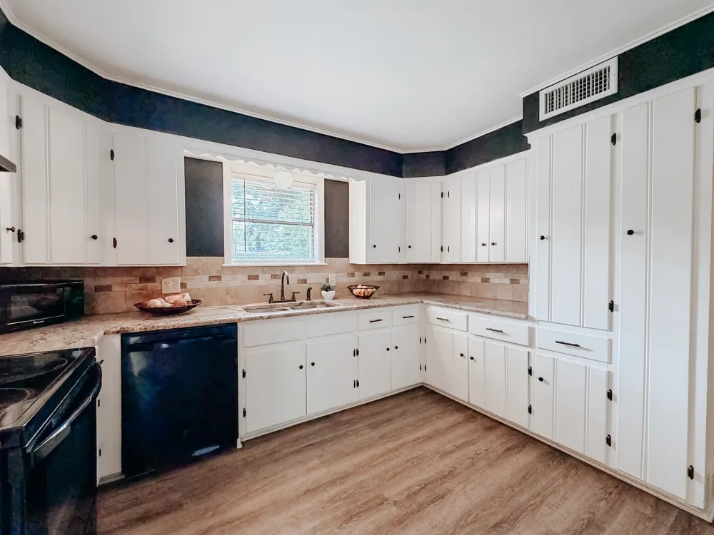 2002 Mimosa Drive Corsicana, TX 75110