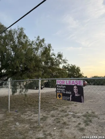 1925 CALLE COYUNDA Eagle Pass, TX 78852