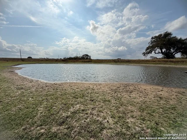 4689 County Road 302 Runge, TX 78151