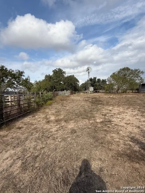 4689 County Road 302 Runge, TX 78151
