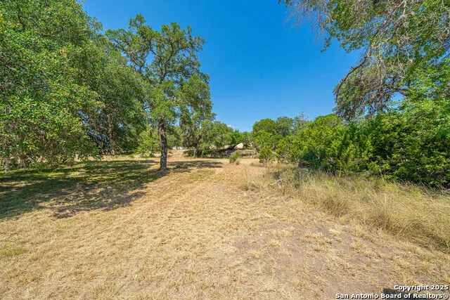 371 Lake Country Lakehills, TX 78063