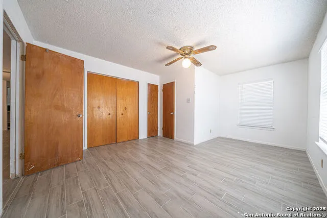 371 Lake Country Lakehills, TX 78063