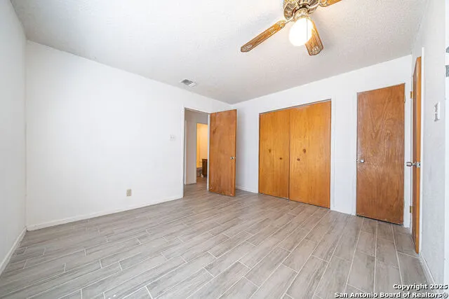 371 Lake Country Lakehills, TX 78063