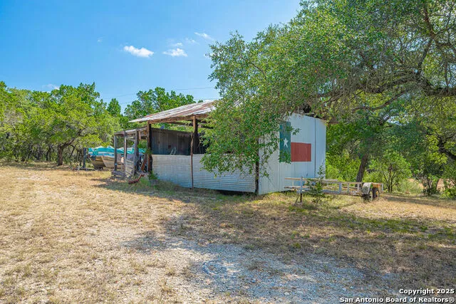 371 Lake Country Lakehills, TX 78063