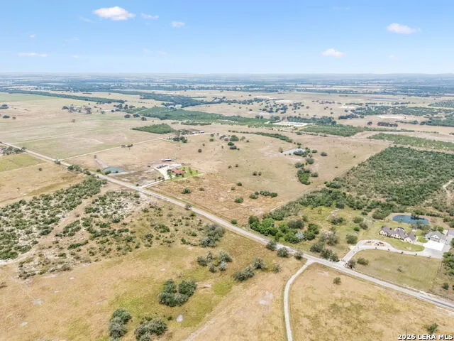 2655 CR 233 Gillett, TX 78116