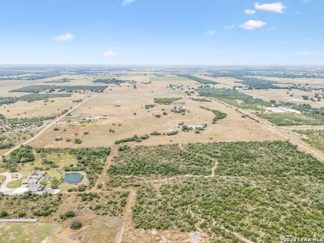2655 CR 233 Gillett, TX 78116