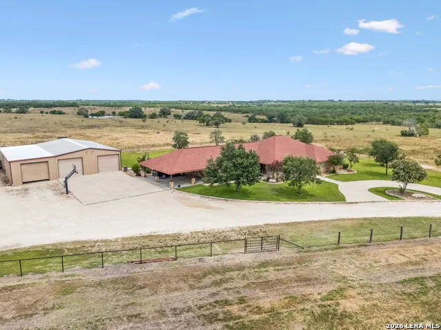 2655 CR 233 Gillett, TX 78116